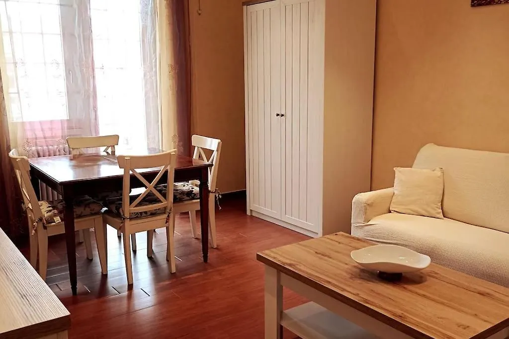 Apartment Cinecitta - 50 Meters From Subway Line A Italy