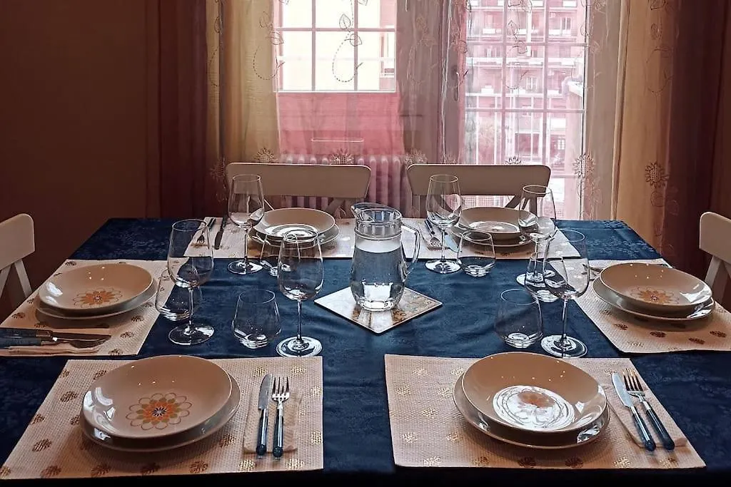 Apartment Cinecitta - 50 Meters From Subway Line A إيطاليا